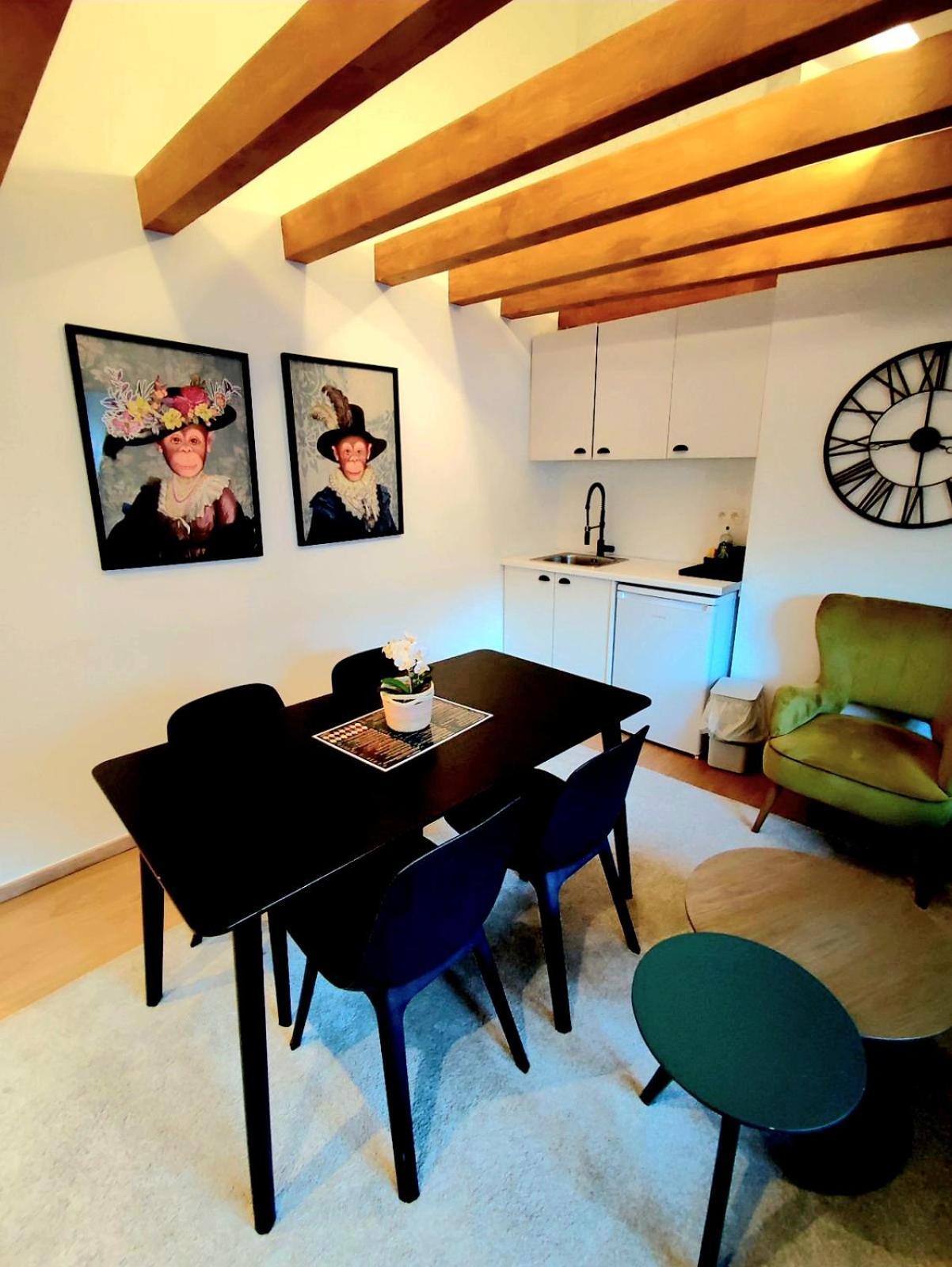 Quartier Louise Studios Brussels Exterior photo